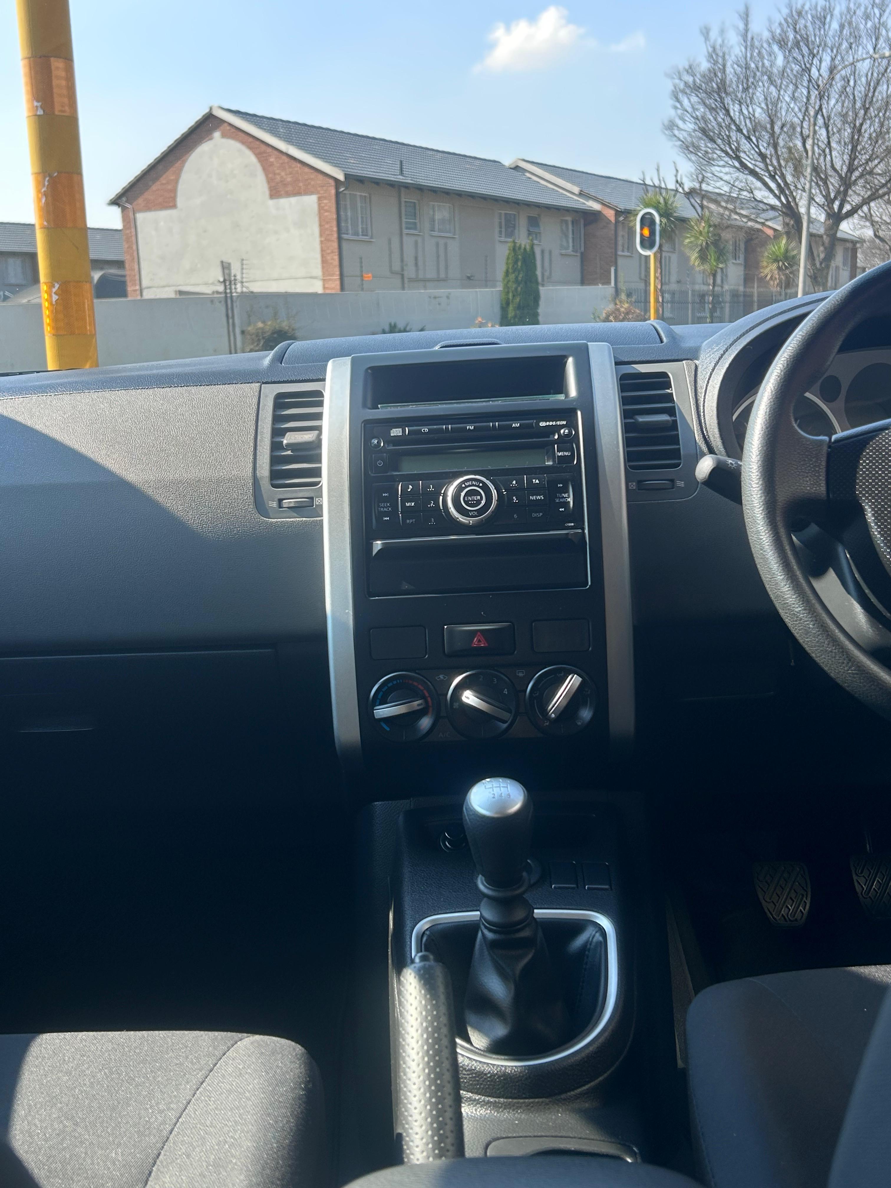 2008 Nissan X Trail 2.0 XE 4X2 thumbnail
