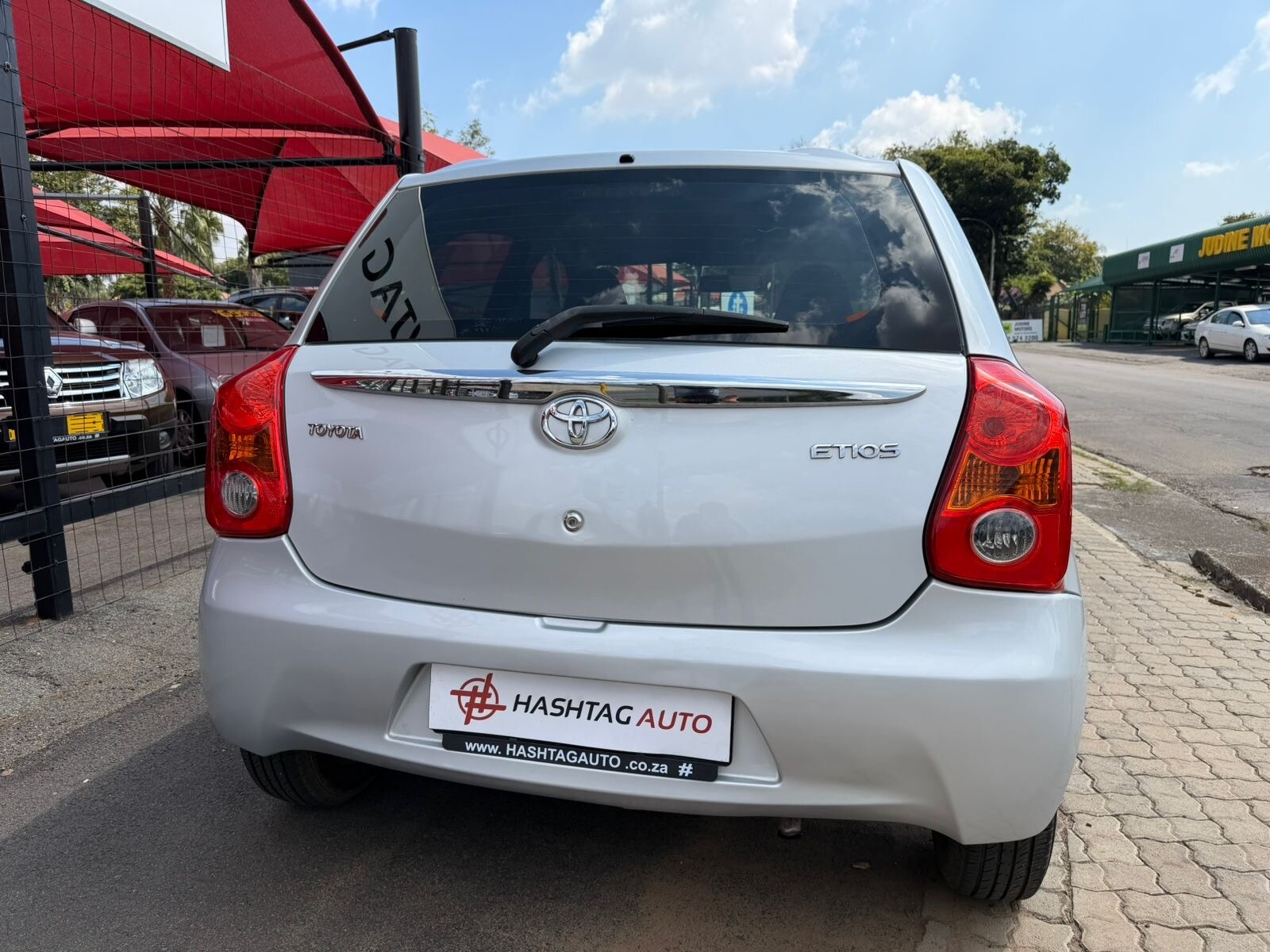 2012 Toyota Etios 1.5 XS 5Dr thumbnail