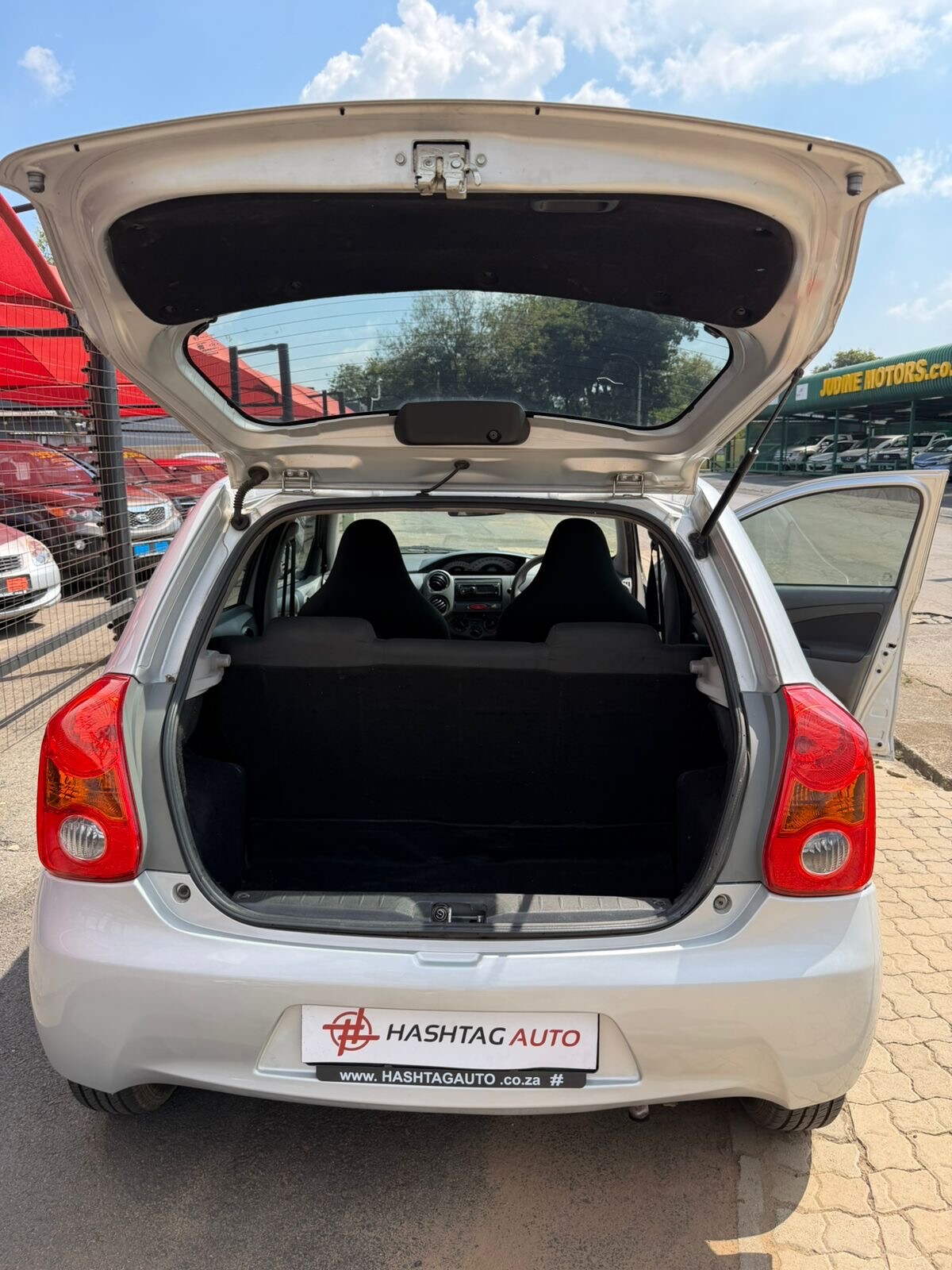 2012 Toyota Etios 1.5 XS 5Dr thumbnail