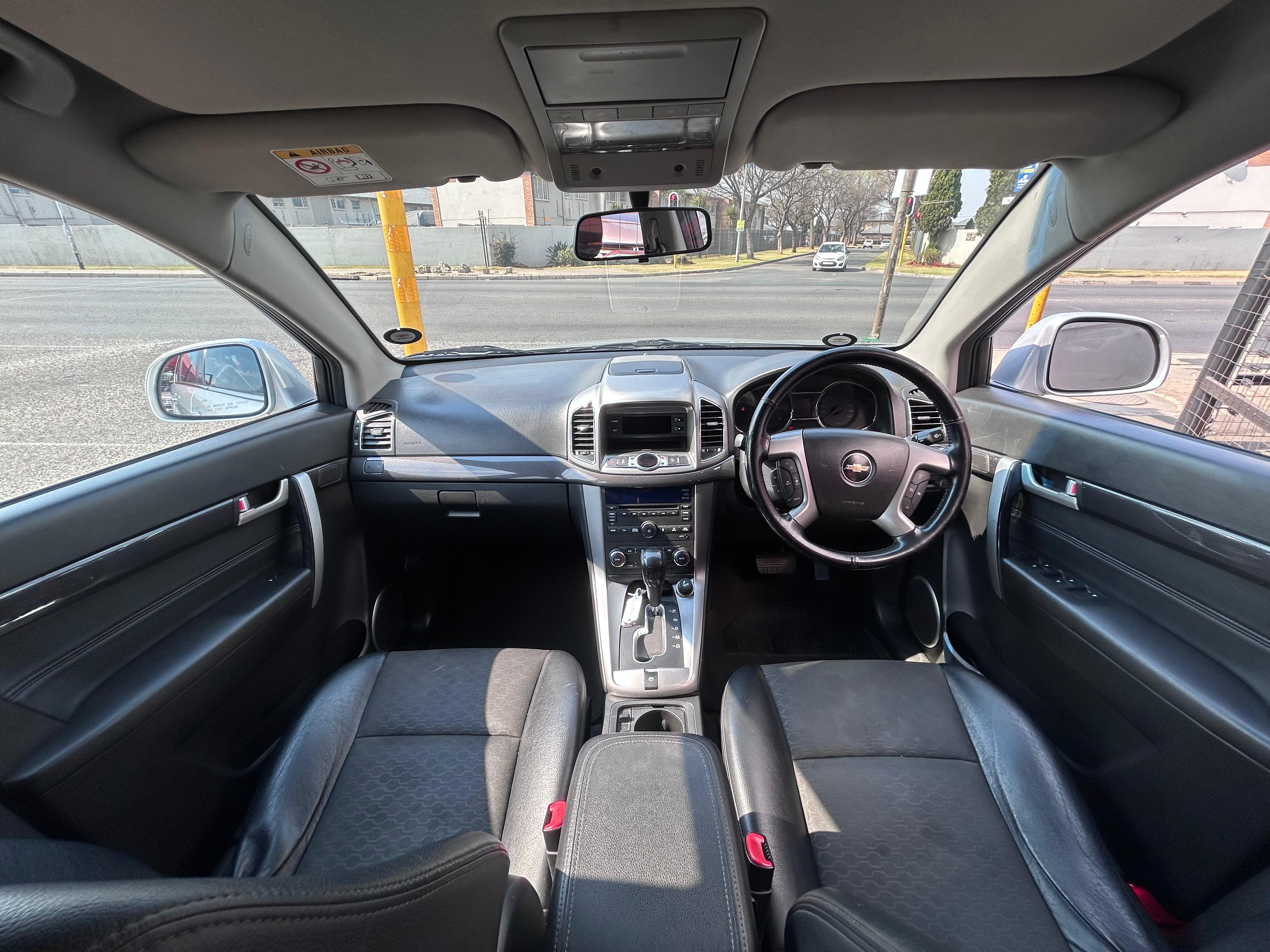 2014 Chevrolet Captiva 2.2 LT A/T 7 Seater  thumbnail