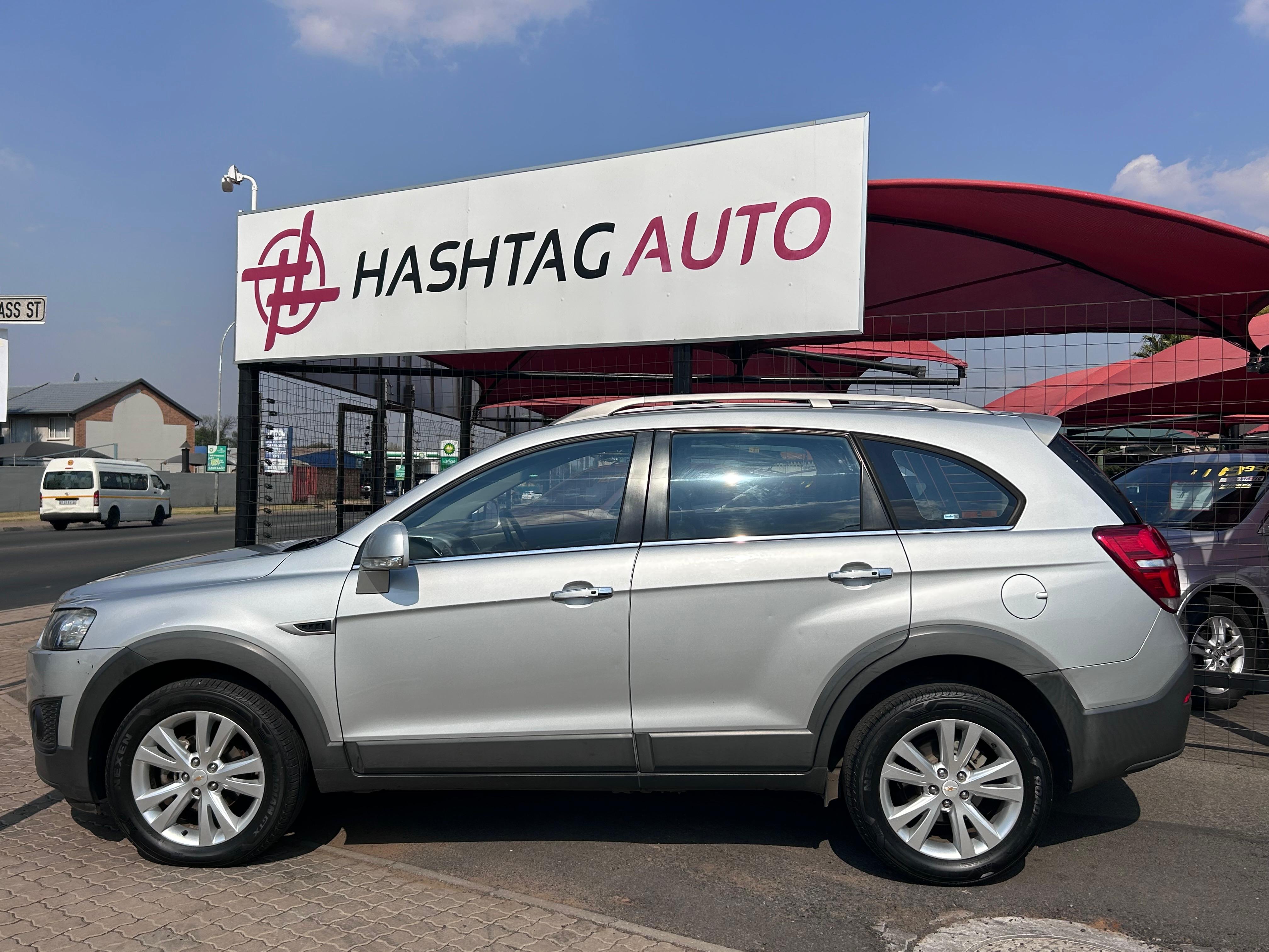 2014 Chevrolet Captiva 2.2 LT A/T 7 Seater  thumbnail