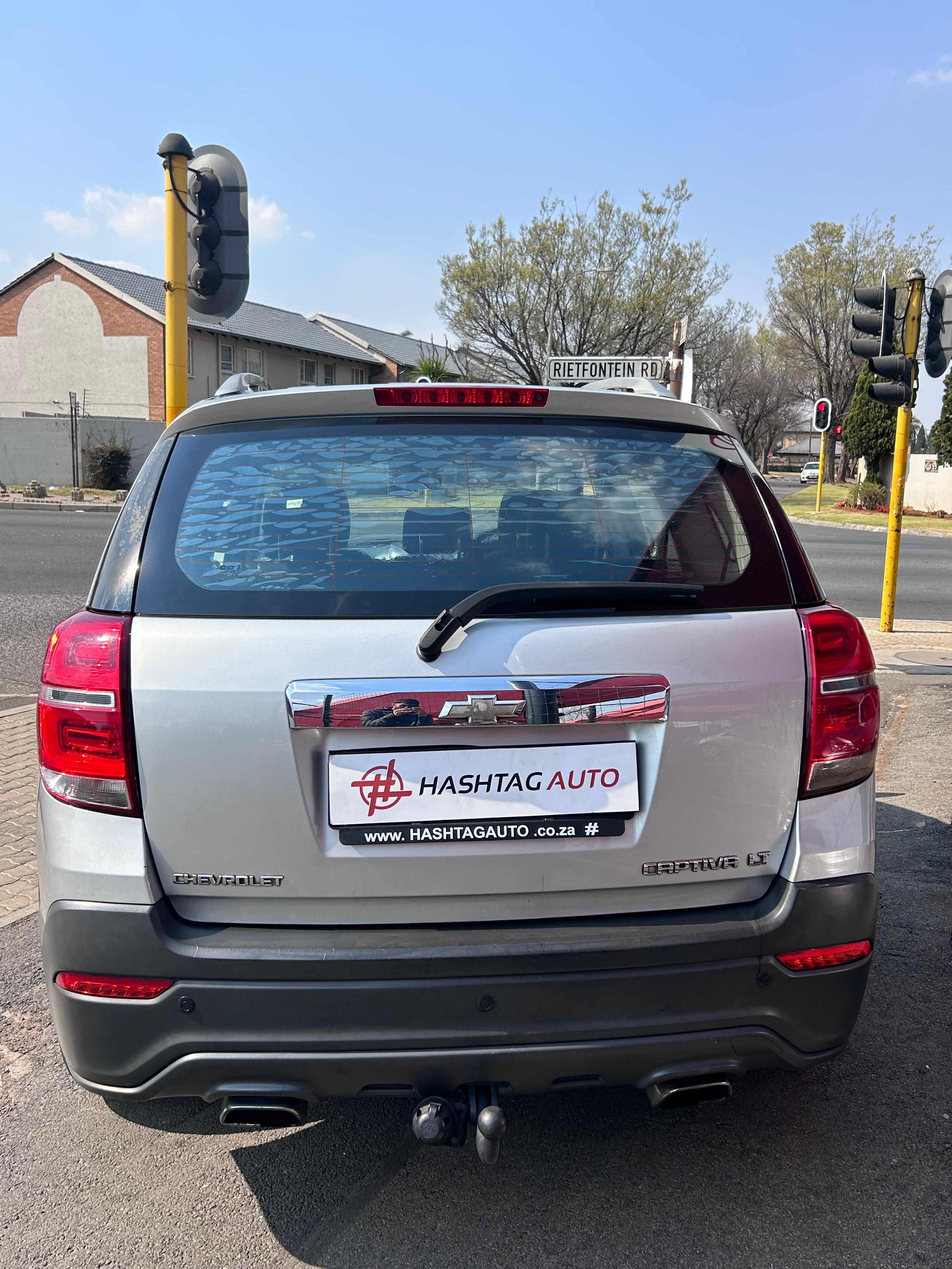 2014 Chevrolet Captiva 2.2 LT A/T 7 Seater  thumbnail