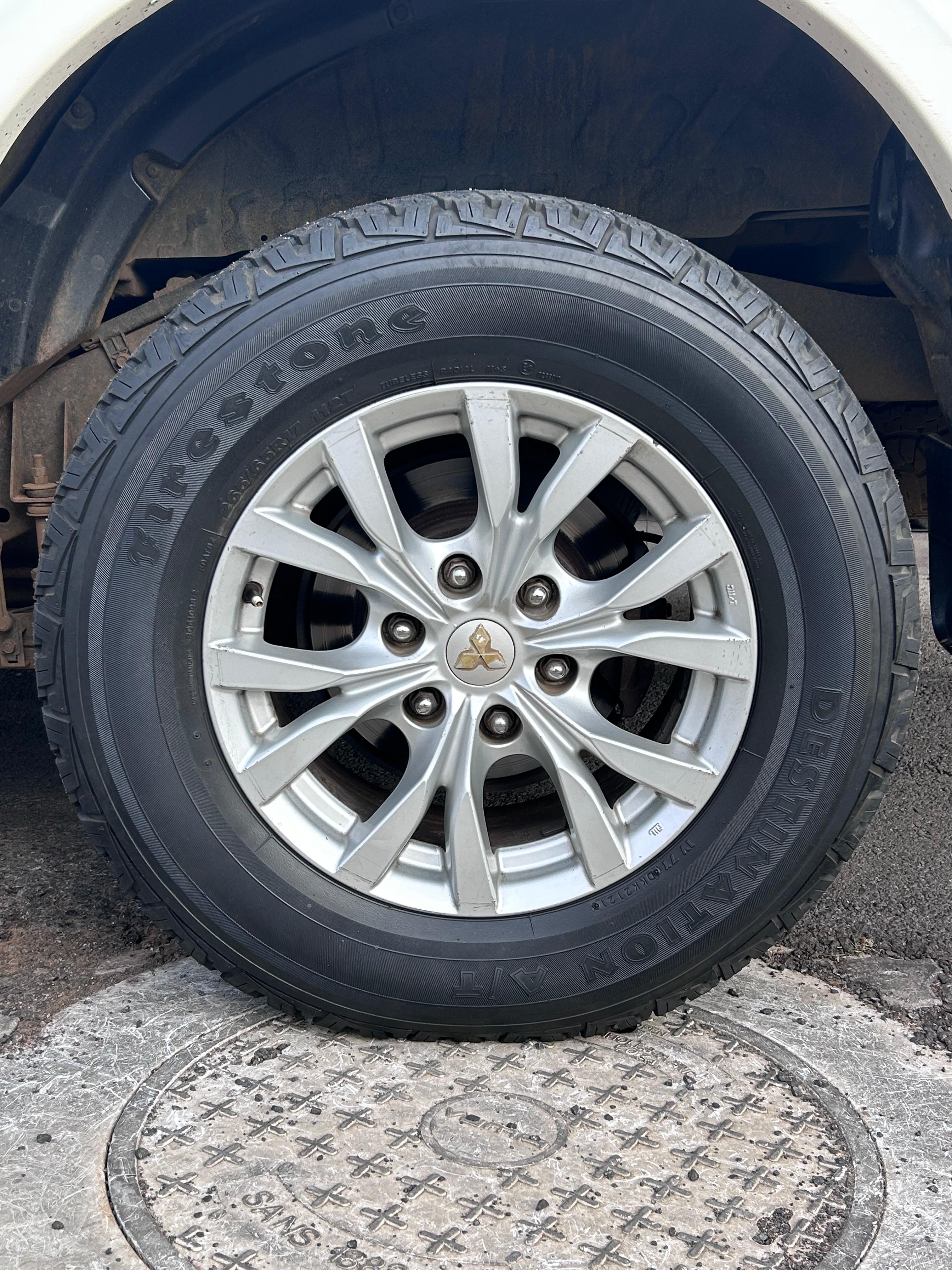 2014 Mitsubishi Pajero Sport 2.5 Di-D 4x4 A/T - 7 SEATER  thumbnail