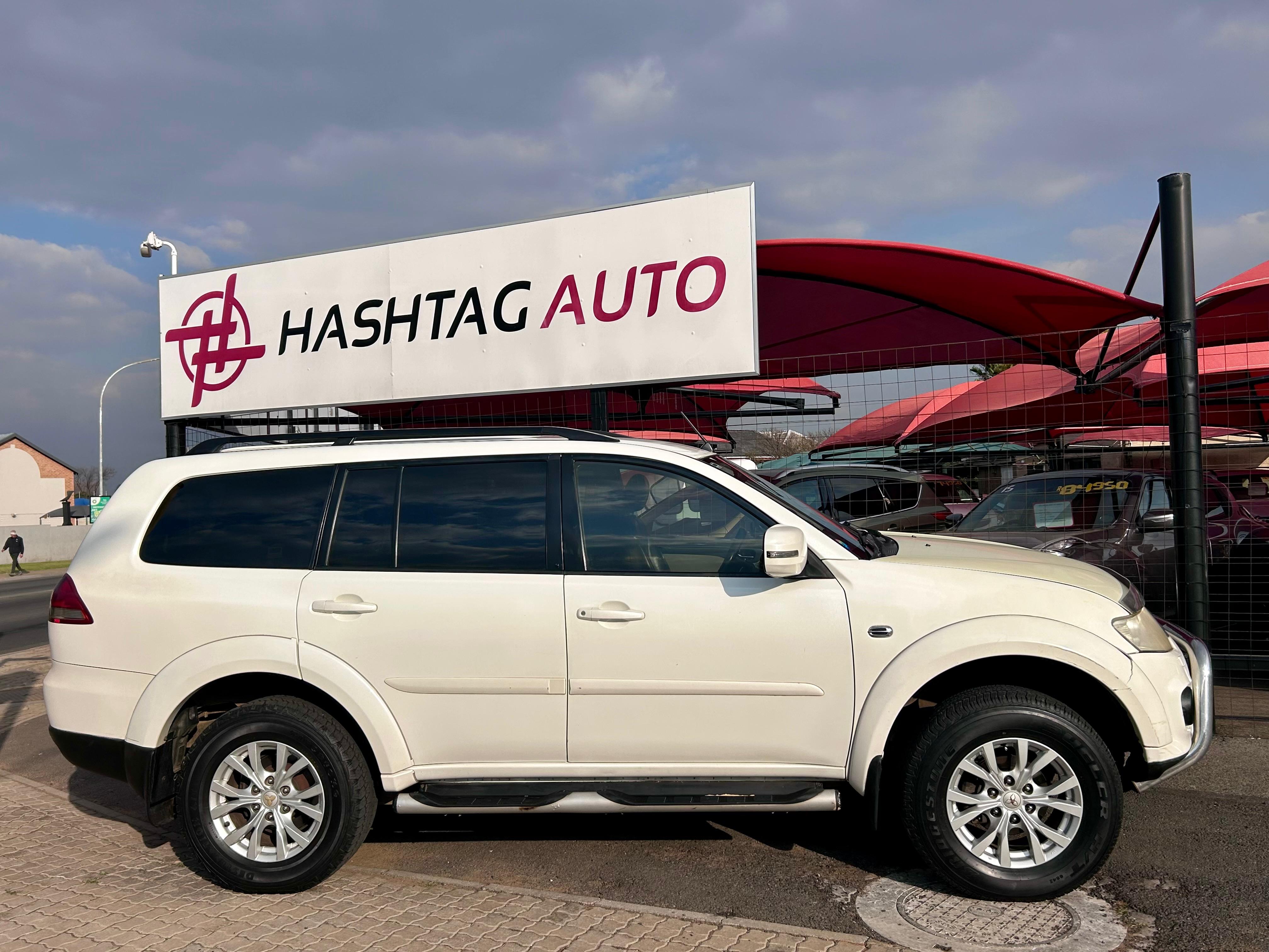 2014 Mitsubishi Pajero Sport 2.5 Di-D 4x4 A/T - 7 SEATER  thumbnail
