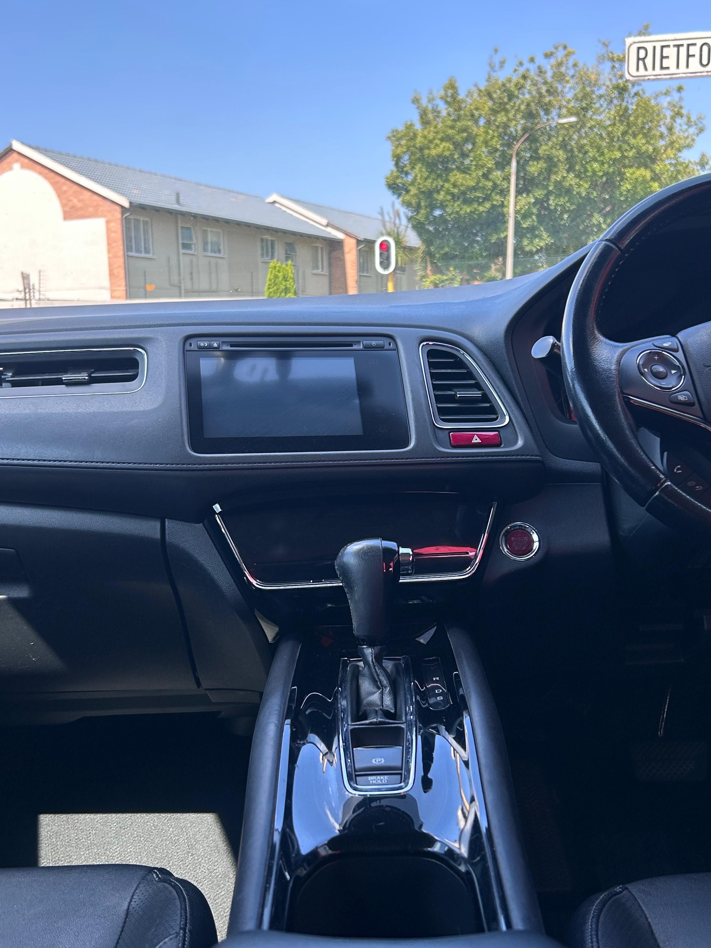 2015 Honda HR-V 1.8 Elegance A/T  thumbnail