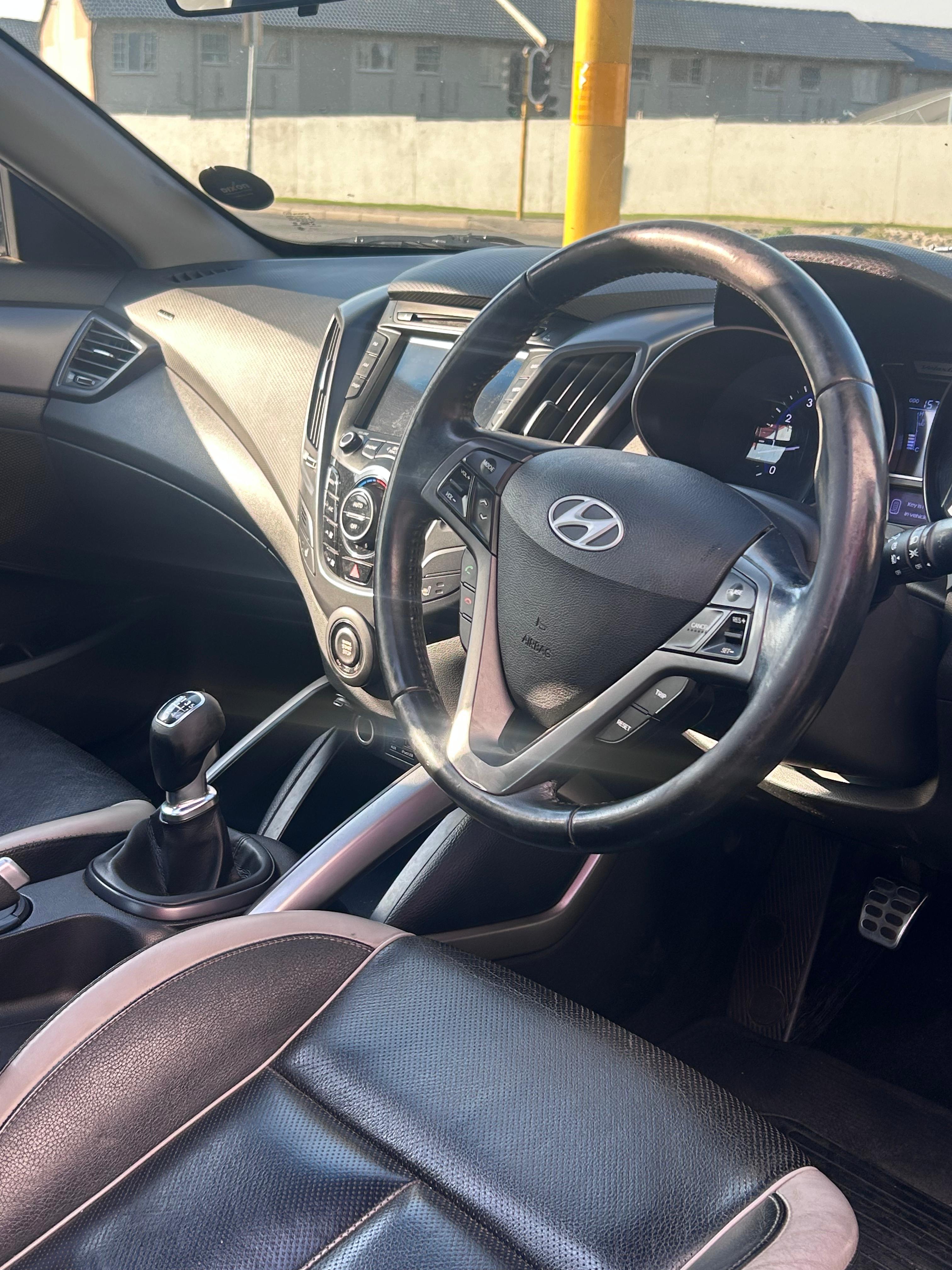 2015 Hyundai Veloster 1.6 GDI T  thumbnail