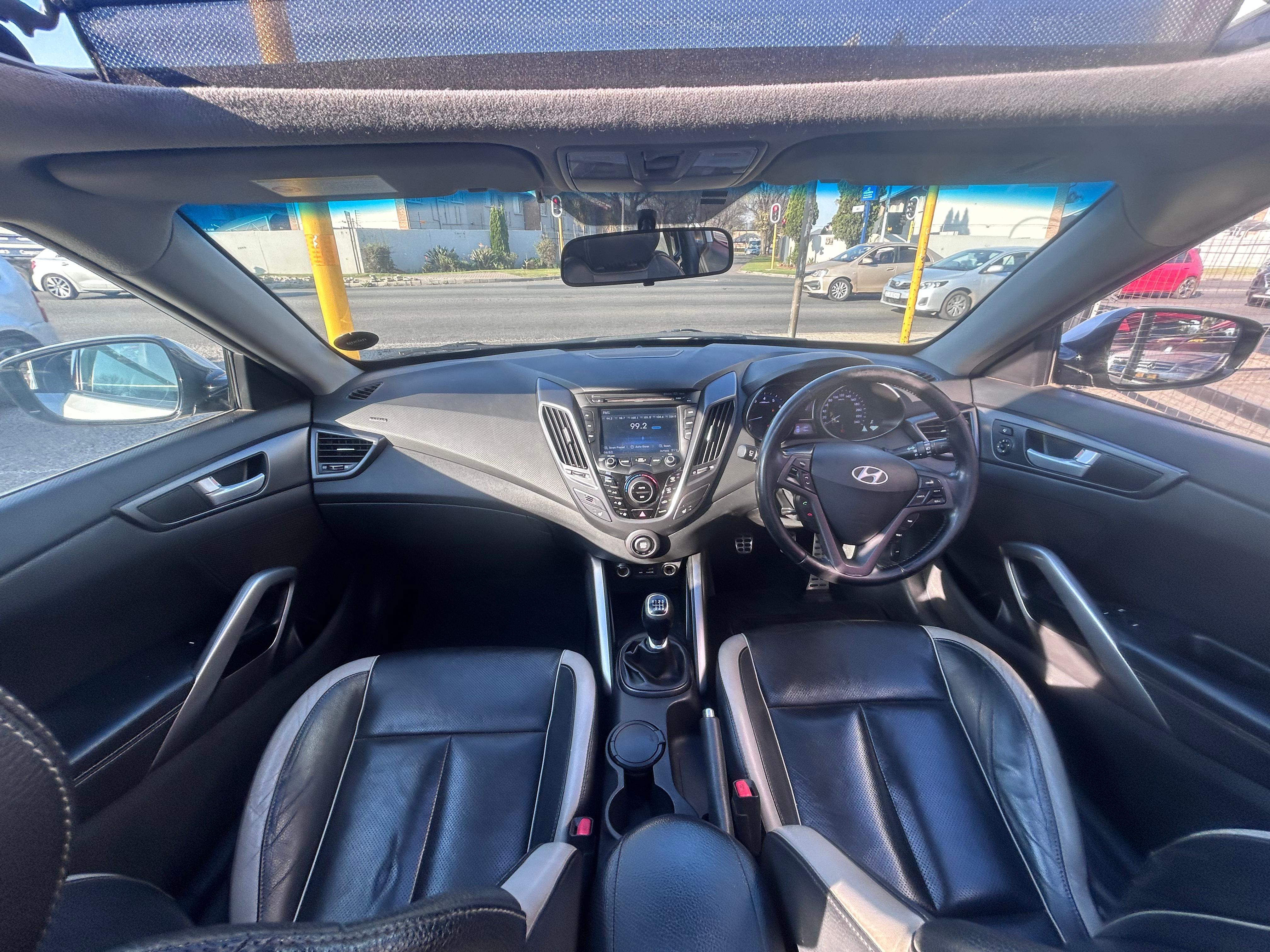 2015 Hyundai Veloster 1.6 GDI T  thumbnail